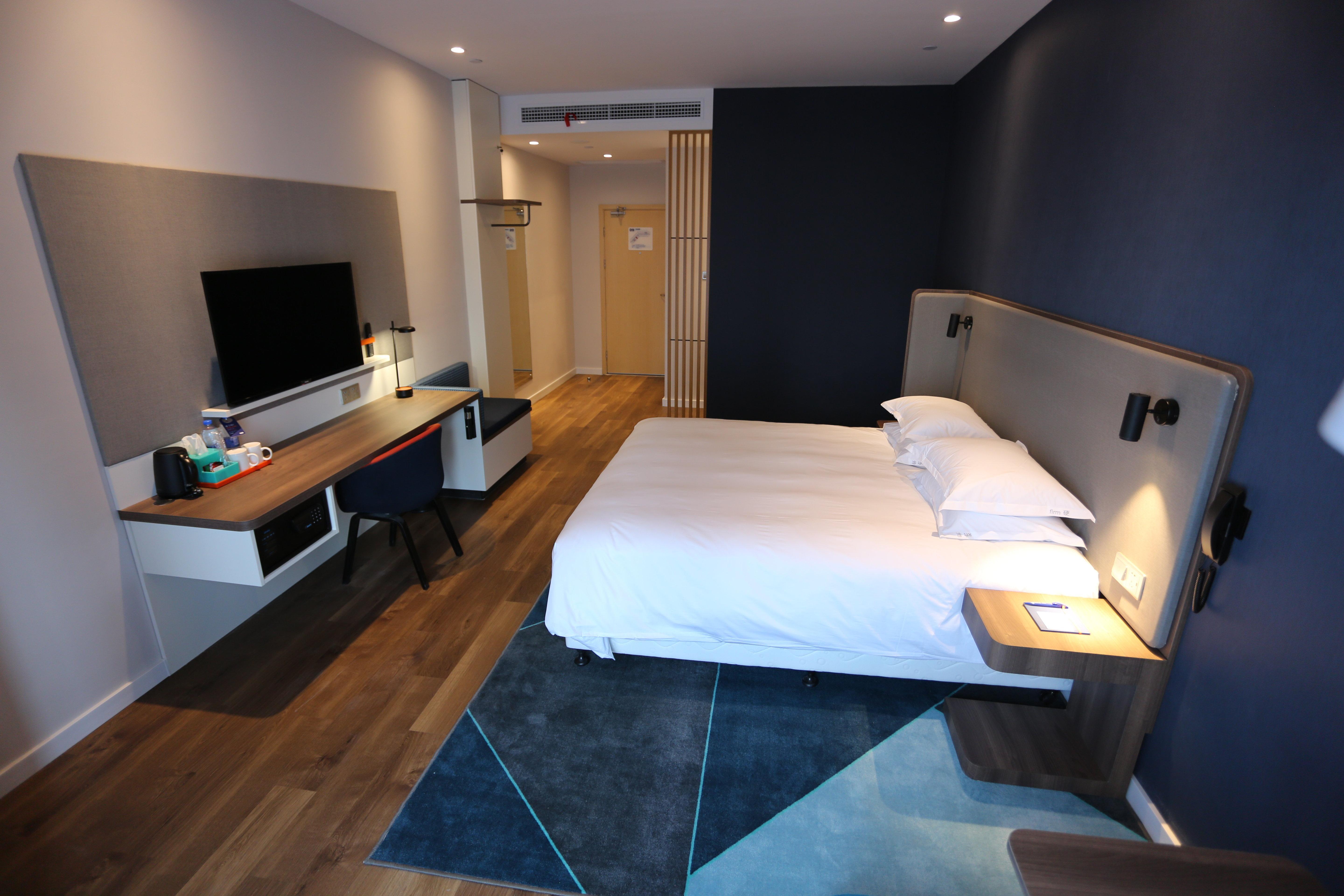 Holiday Inn Express - Wuhan Optical Valley By Ihg Zewnętrze zdjęcie